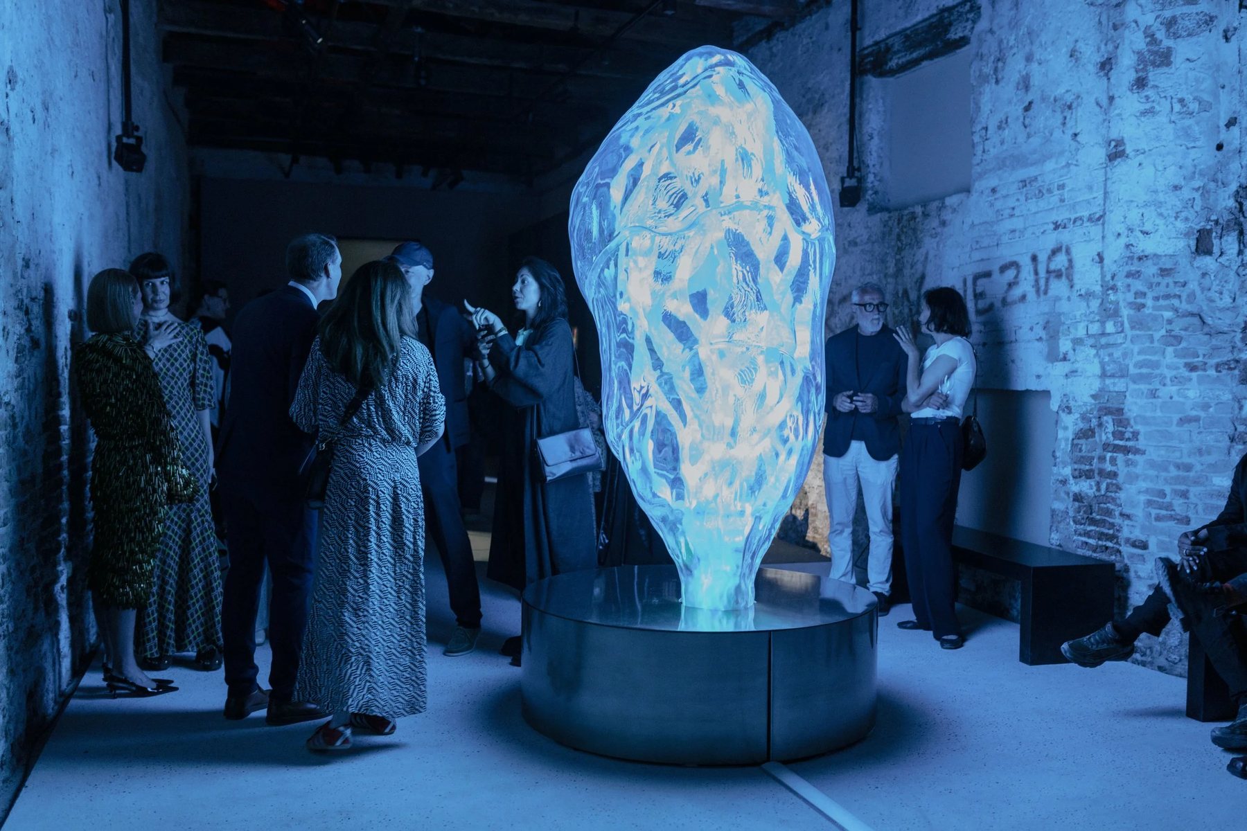 Heart of the Ocean sculpture glowing in a gallery